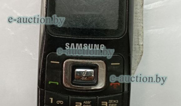 Мобильный телефон Samsung