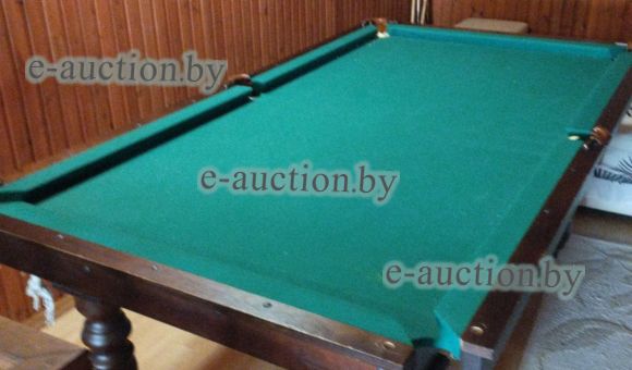 Бильярдный стол