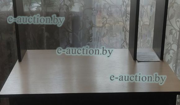 Стол компьютерный