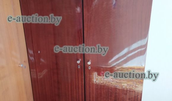 Шкаф с антресолями