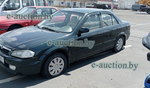 Mazda 323, 1999