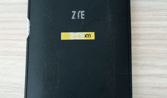 Смартфон ZTE V815W Смартфон ZTE V815W
