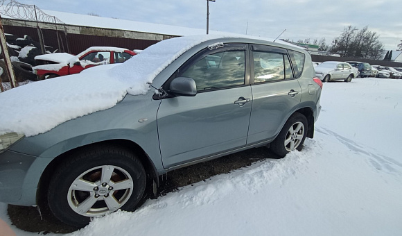 Toyota RAV4, 2006