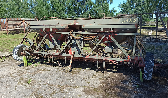 Сеялка СПУ-6Д