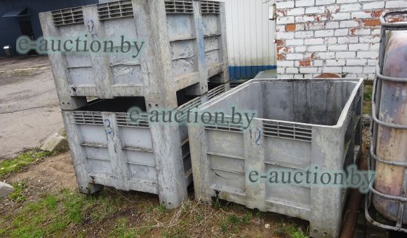 Пластиковый контейнер