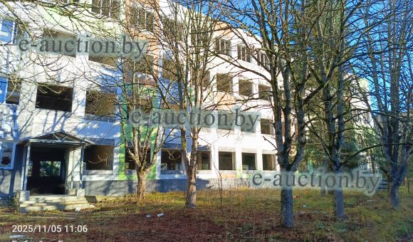 Незавершенный строительством законсервированный жилой дом в г. Бобруйске, площадью 4400.3м²