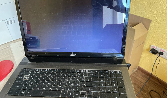 Ноутбук Acer Aspire 7560G S/N