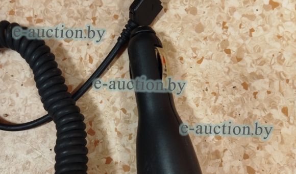 Автомобильное зарядное устройство