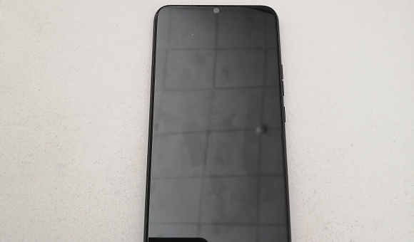 Смартфон TECNO SPARK 5 AIR Смартфон TECNO SPARK 5 AIR