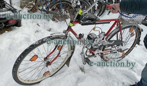 Велосипед с подвесным двигателем