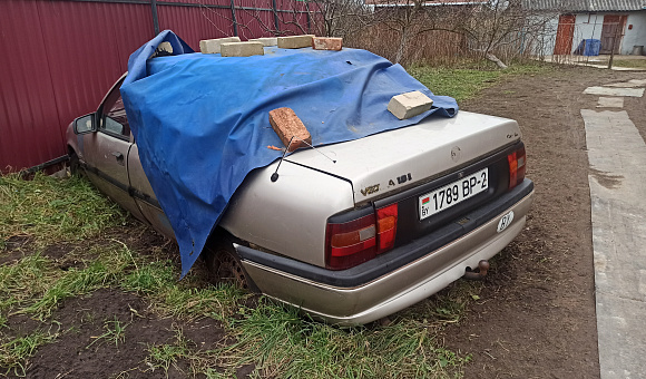 Opel Vectra, 1993