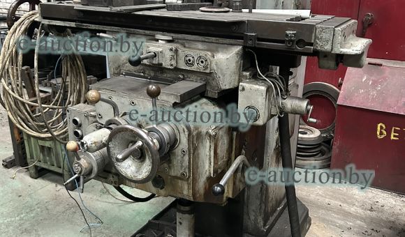 Станок фрезеровочный 6Р81Г