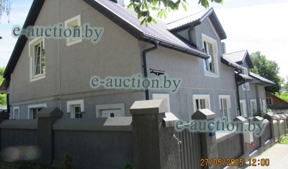 1/4 доля в праве собственности на жилой дом в г. Гродно, площадью 286.4м²