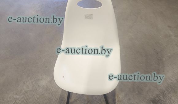 Стул пластиковый