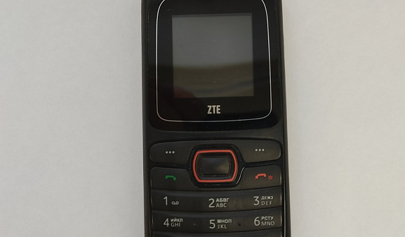Мобильный телефон ZTE
