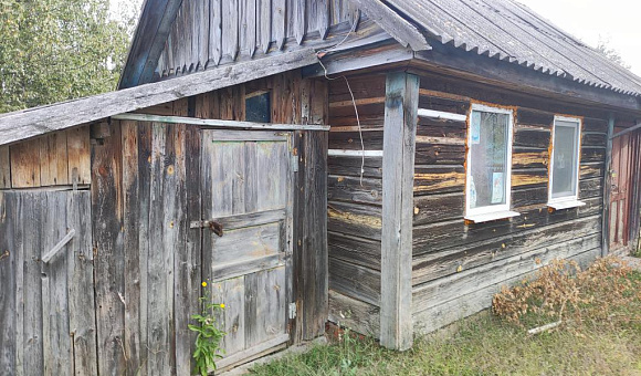 1/3 доля в праве собственности на жилой дом в д. Макаричи (Петриковский район), площадью 36.1м² 1/3 доля в праве собственности на жилой дом в д. Макаричи (Петриковский район), площадью 36.1м²