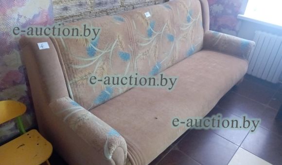 Диван (светлый с рисунком)