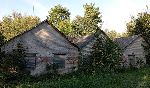 Здание конторы в д. Балины (Верхнедвинский район), площадью 318.4 м²