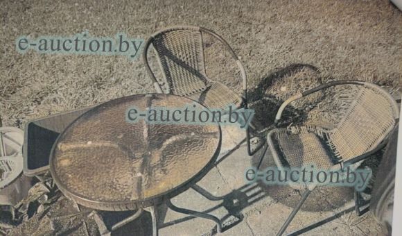 Стол стеклянный