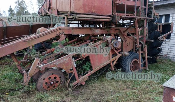 Картофелеуборочный комбайн КПК 2-01