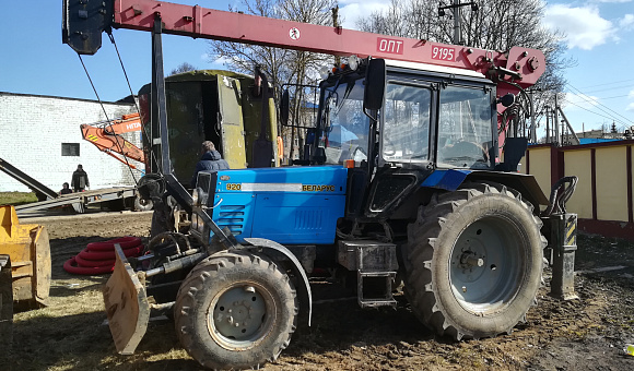 Подъёмник монтажный ОПТ-9195 на базе трактора Беларус 920, 2016