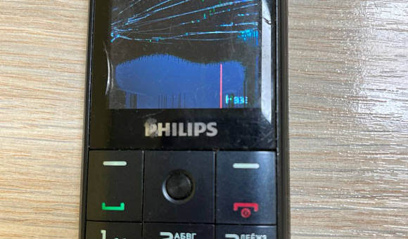 Мобильный телефон Philips Мобильный телефон Philips