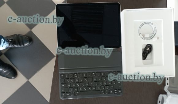 Планшет Apple iPad Air, стилус Apple Pencil