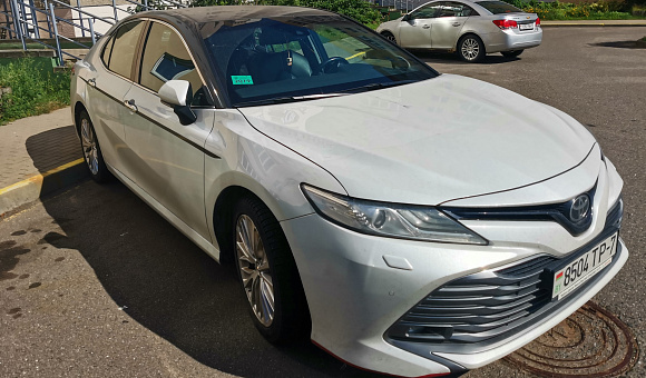 Toyota Camry, 2019