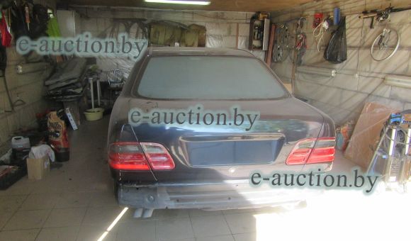 Mercedes-Benz E320, 1999