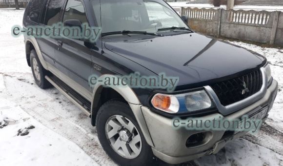 Mitsubishi Montero, 2002