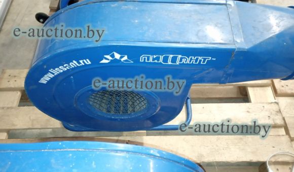 Насос для надувного аттракциона