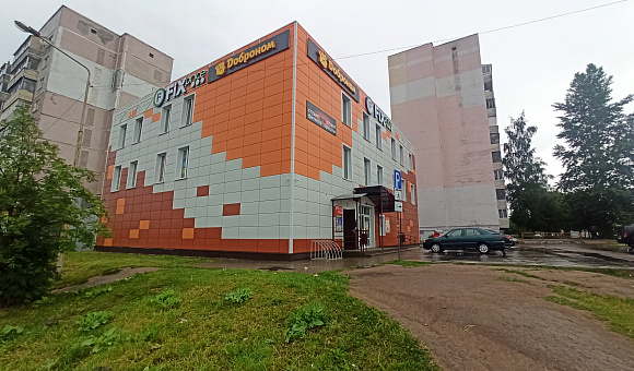 2/5 доли в праве собственности на торговое помещение в г. Витебске, площадью 331.7 м² 2/5 доли в праве собственности на торговое помещение в г. Витебске, площадью 331.7 м²