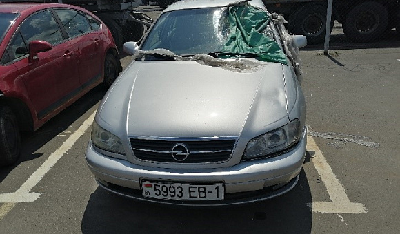 Opel Omega, 2001