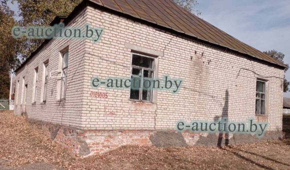 Здание мастерских в г. Рогачеве, площадью 135.9м²