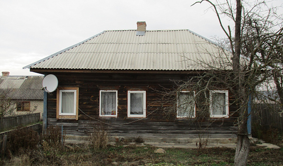 Здание одноквартирного жилого дома в д. Линов, площадью 41.4м²
