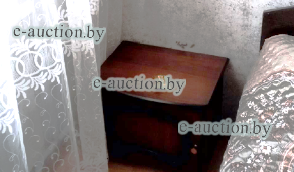 Тумба прикроватная