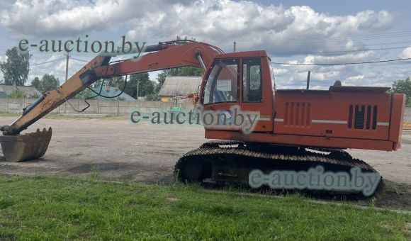 Экскаватор ЭО 3223, 2012