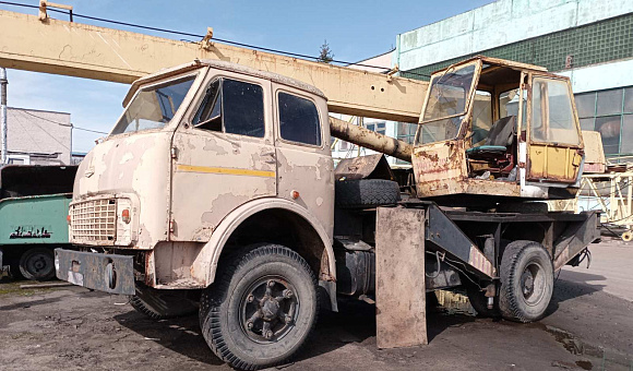 Специальная крановая установка МAZ-5334 КС 3577-4-1, 1991