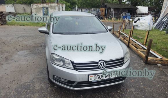 Volkswagen Passat, 2011