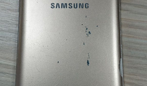 Смартфон Samsung Galaxy J3 (2016) Gold [J320F/DS] 1.5Gb/8Gb