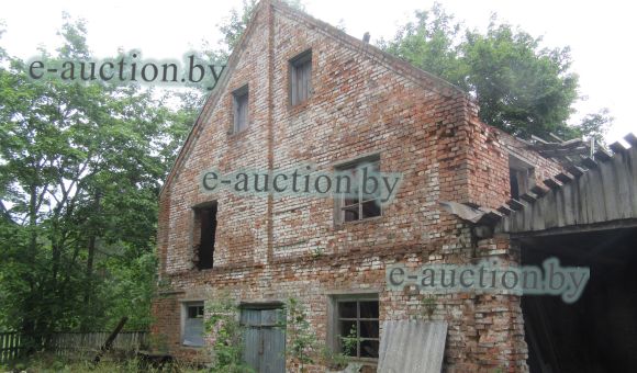 1/2 доля в праве собственности на лесоцех с подвалом вблизи д. Ямично (Барановичский район), площадью 719.1 м²