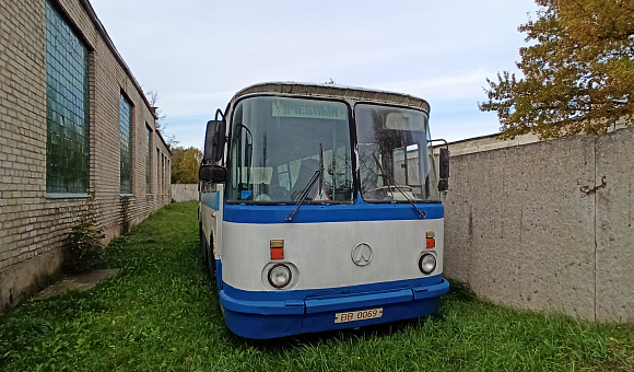 ЛАЗ 695, 1990