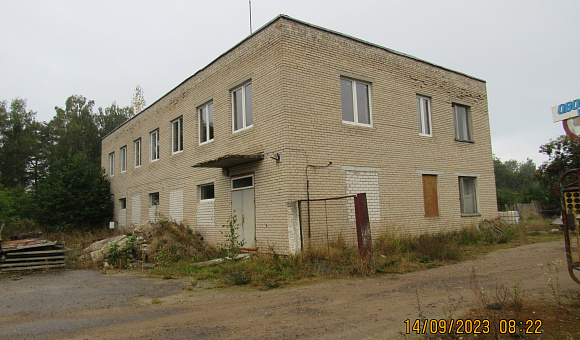 Здание административное в аг. Рожанка (Щучинский район), площадью 460.7м²