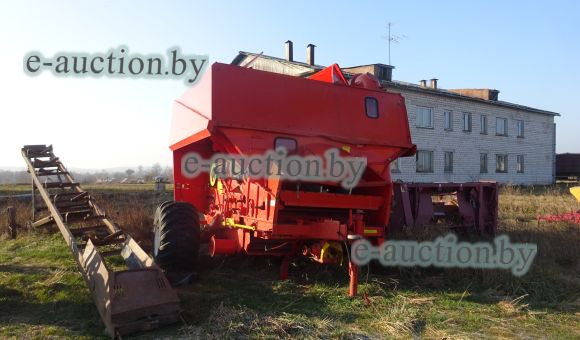 Очиститель - накопитель прицепной