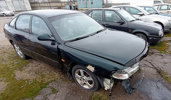 Mazda 626, 1995
