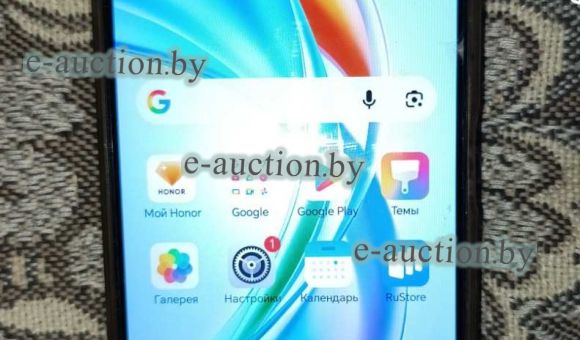 Мобильный телефон Honor