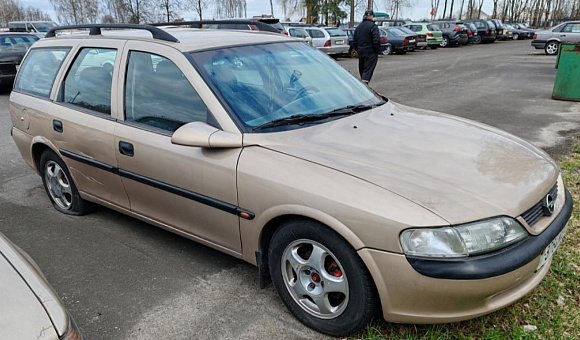 Opel Vectra, 1998