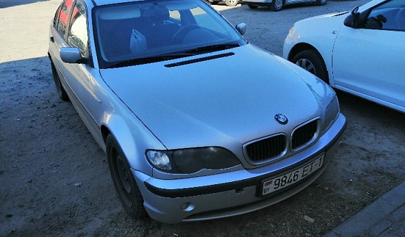 BMW 316, 2003