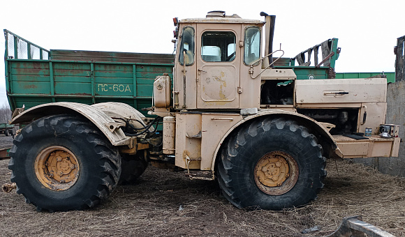 Кировец К-701, 1991 Кировец К-701, 1991