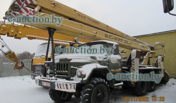 Автовышка ВС-222-01 на базе ЗИЛ-131, год выпуска не определён